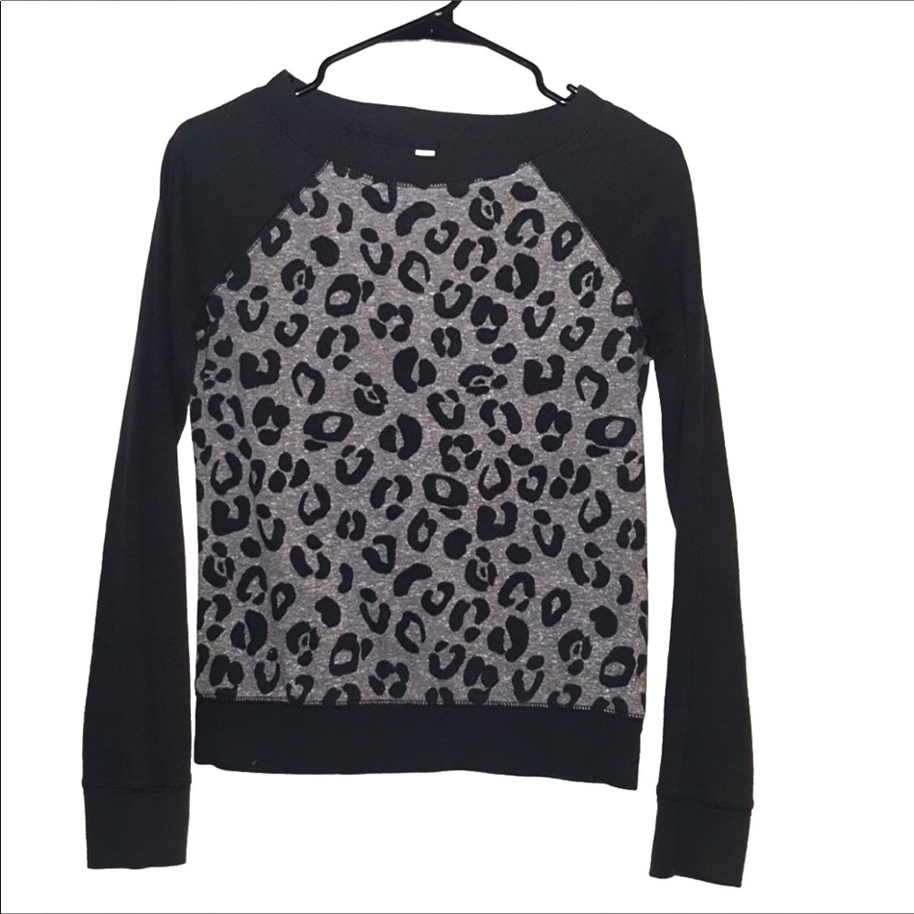 xhilaration | leopard top - Picture 2 of 6
